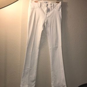 Women’s jeans